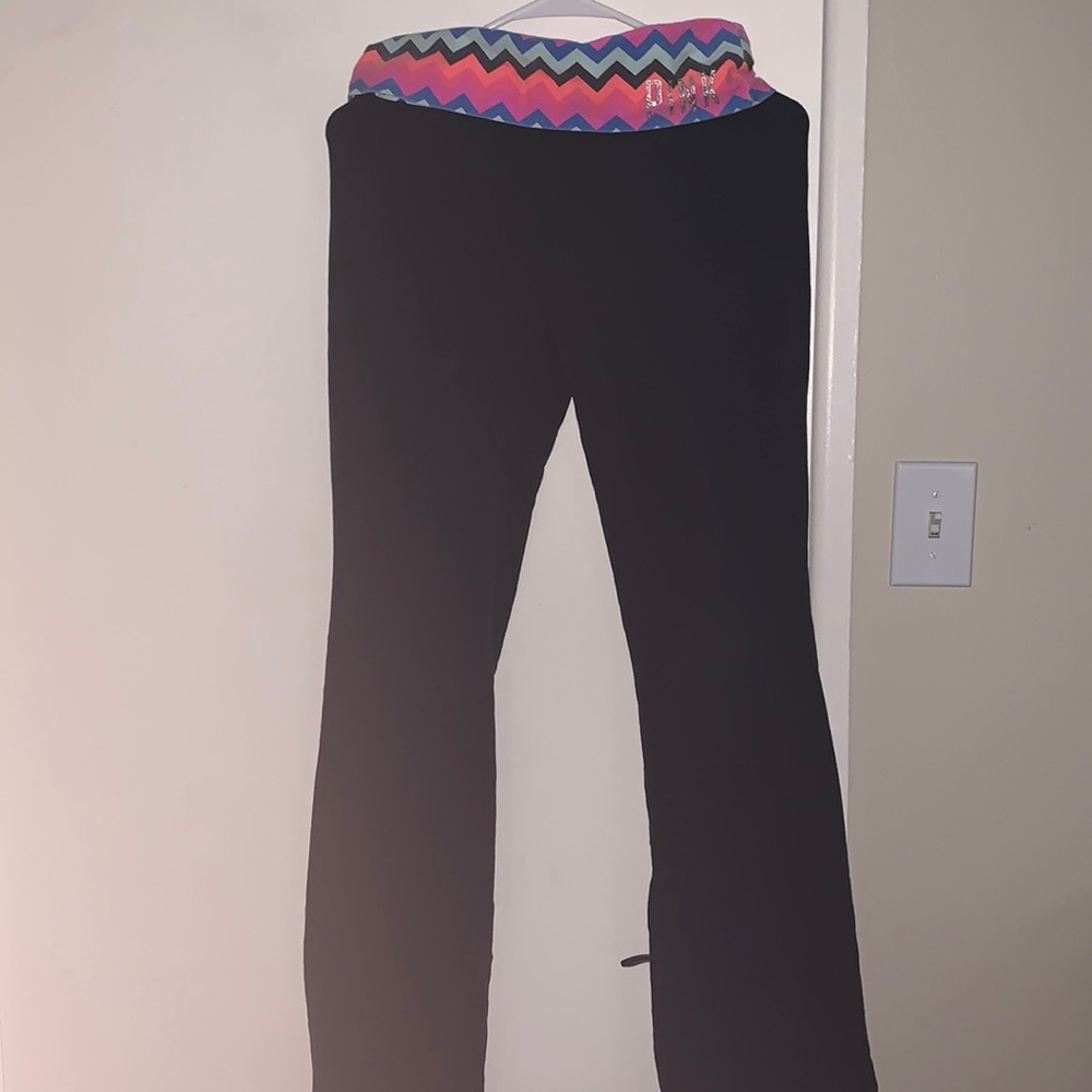 Pink Victoria’s Secret yoga pants